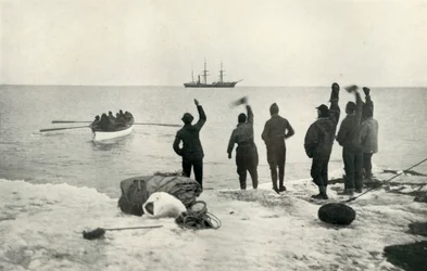 Das letzte Boot fährt zum Schiff, um 1911, 1913