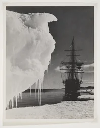 Die Terra Nova am Eisfuß
