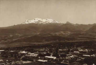 Mexiko: Amecameca mit Iztaccihuatl