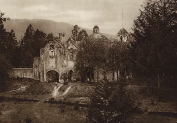 Mexiko: Klosterruine im Nationalpark, Wüste der Löwen, Rückansicht