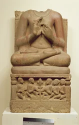 Schnitzerei von Buddha in der Haltung einer Predigt, Sarnath, Uttar Pradesh, 5. Jahrhundert