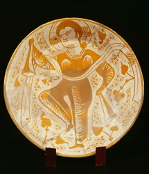 Dekorierter Teller mit Heiligenfigur