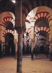 Innenansicht der Moschee, 795-987 n. Chr.