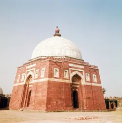Mausoleum von Ghiyathud-din Tughluq, Tughluqabad, 1321-25