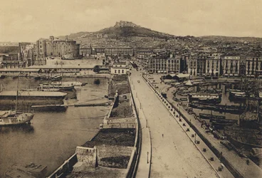 Neapel: Panorama vom Meer