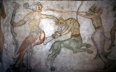Eine Schlacht zwischen Satyrn und anderen mythologischen Kreaturen