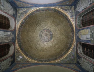 Kuppel mit Mosaiken, die den heiligen Viktor darstellen, Kapelle von San Vittore in ciel d