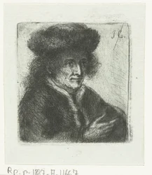 Erwachsener Mann mit Pelzmütze