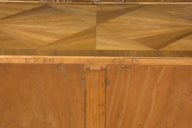 Schrank, ca. 1925 (Holz)