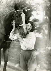 Judith Anderson, ca. 1917-24