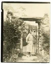 Frau Ernest Thompson Seton aus Greenwich, Connecticut, nationale Präsidentin der League of American Pen Women, die am 18. Juni mit einer Feldexpedition zur Erkundung des Oberlaufs des Amazonas in See sticht
