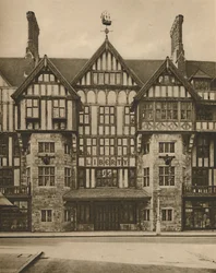 Teil des Tudor-Gebäudes von Liberty in der Great Marlborough Street, ca. 1935