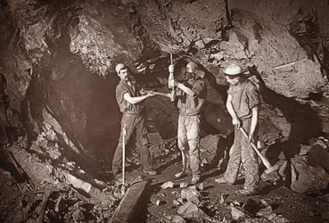 Bohren eines Oberen, East Pool Mine, Illustration aus 