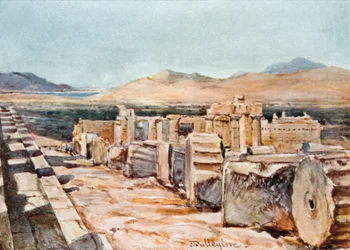 Die Propyläen vom nördlichen Rand der Plattform des Parthenon