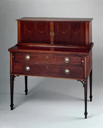 Tambour-Schreibtisch, zugeschrieben der Werkstatt von John und Thomas Seymour oder Thomas Seymours Boston Furniture Warehouse, 1794-1810