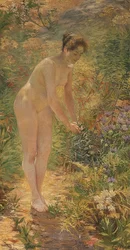 Stehender weiblicher Akt im Garten. Um 1900
