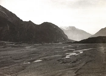Album "Meine Weltkriegs-Erinnerungen Südwestfront (Kärnten, Italien, Südtirol) 31/03/1915-12/11/1918 - Josef Zohles Wien": der Fluss Tagliamento in Mo