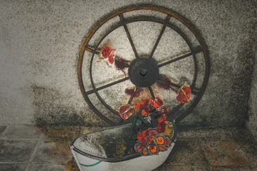 Blumen für die Seefahrer, aus der Serie Chapelle du Canal, 2016