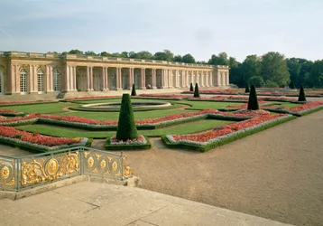 Die Gartenfassade des Grand Trianon, 1687