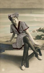 Frau im Sommerkleid, ca. frühes 20. Jahrhundert