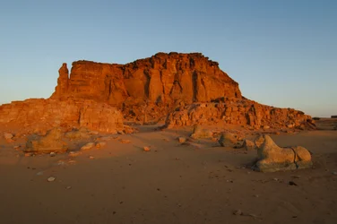 Monduntergang und Sonnenaufgang, Tempel von Taharka, Widdertor, Gebel Barkal, Tempelkomplex, Pharao, 2007