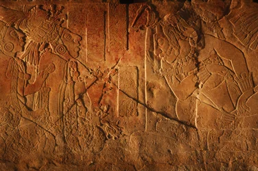 Thronbank von Tempel 19, Palenque, Mexiko, Schnitzerei von Akhal Mo Nab, 2005 (Foto)