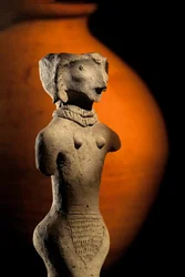 Urkesh; Hurritisches Reich; Syrien; 2400 v. Chr.; Giorgio Buccellati; Archäologie; EAME, Artefakte, 2004