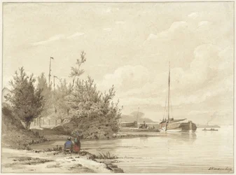 Landschaft mit festgemachten Booten an einem Flussufer