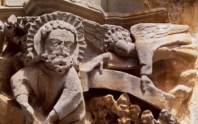 Spanien, Navarra, Ujué, Kirche Santa Maria, Architekturdetail