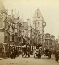 Gerichtshöfe, Strand, London, spätes 19. Jahrhundert