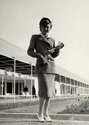 Modell in Anzug des Modehauses "Graldi"