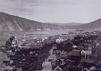 Dawson City im Frühling