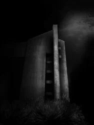 Strenges Betonmonument
