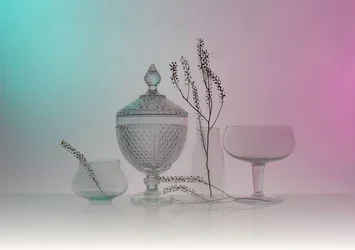 Elegantes Glaswaren-Stillleben