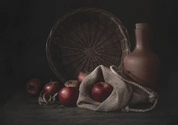 Rustikales Apfel-Stillleben