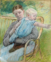 Mathilde hält ein Baby, das nach rechts greift