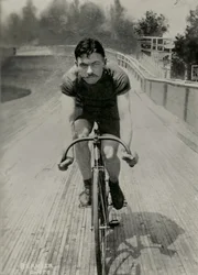Porträt des französischen Radfahrers Francois Poulain (1883, ?)
