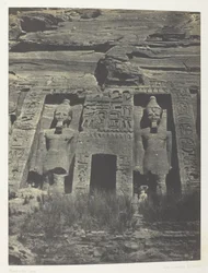 Ibsamboul, Eingang des Spéos von Hathor; Nubien, Tafel 109 aus dem Album "Ägypten, Nubien, Palästina und Syrien" (1852)