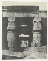 Karnak, Portikus des Tempels von Khons, Theben, 1849-51, gedruckt 1852