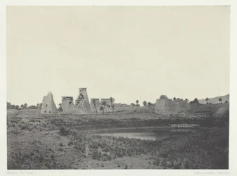 Palais de Karnak, Propyläen des Südens, Theben