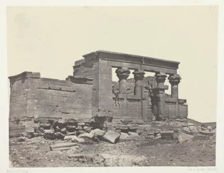 Tempel von Débôd, Parembole des Itinéraires von Antonin; Nubien, Platte 86 aus dem Album "Egypte, Nubie, Palestine et Syrie" (1852)