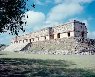 Präkolumbische Zivilisation: Ansicht der Stätte von Uxmal, antike Maya-Hauptstadt, Puuc-Stil