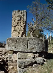 Stele 5, 706 n. Chr.
