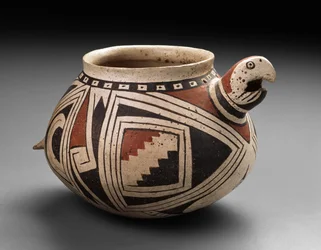 Mogollon-Papageienschale, Tardio-Periode, 1300-50