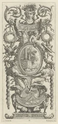 Ornamentales Panel mit einem von Laub flankierten Kopf