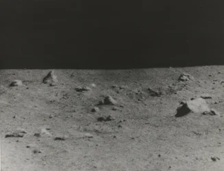 Mondoberfläche fotografiert von Surveyor V, 1967