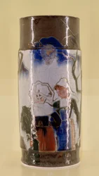 Vase mit bretonischen Szenen