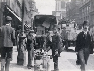 Sherbet- oder Wasserverkäufer in Cheapside, 1893