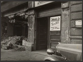 Mainz am Rhein, zerstörtes Kaufhaus am Markt