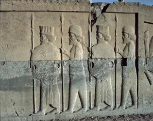 Kaiserliche Garde. Reliefs der östlichen Treppe der Apadana, 6. Jahrhundert v. Chr.